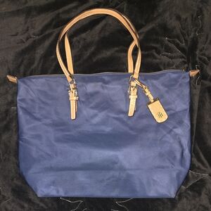 Tommy Hilfiger Tote